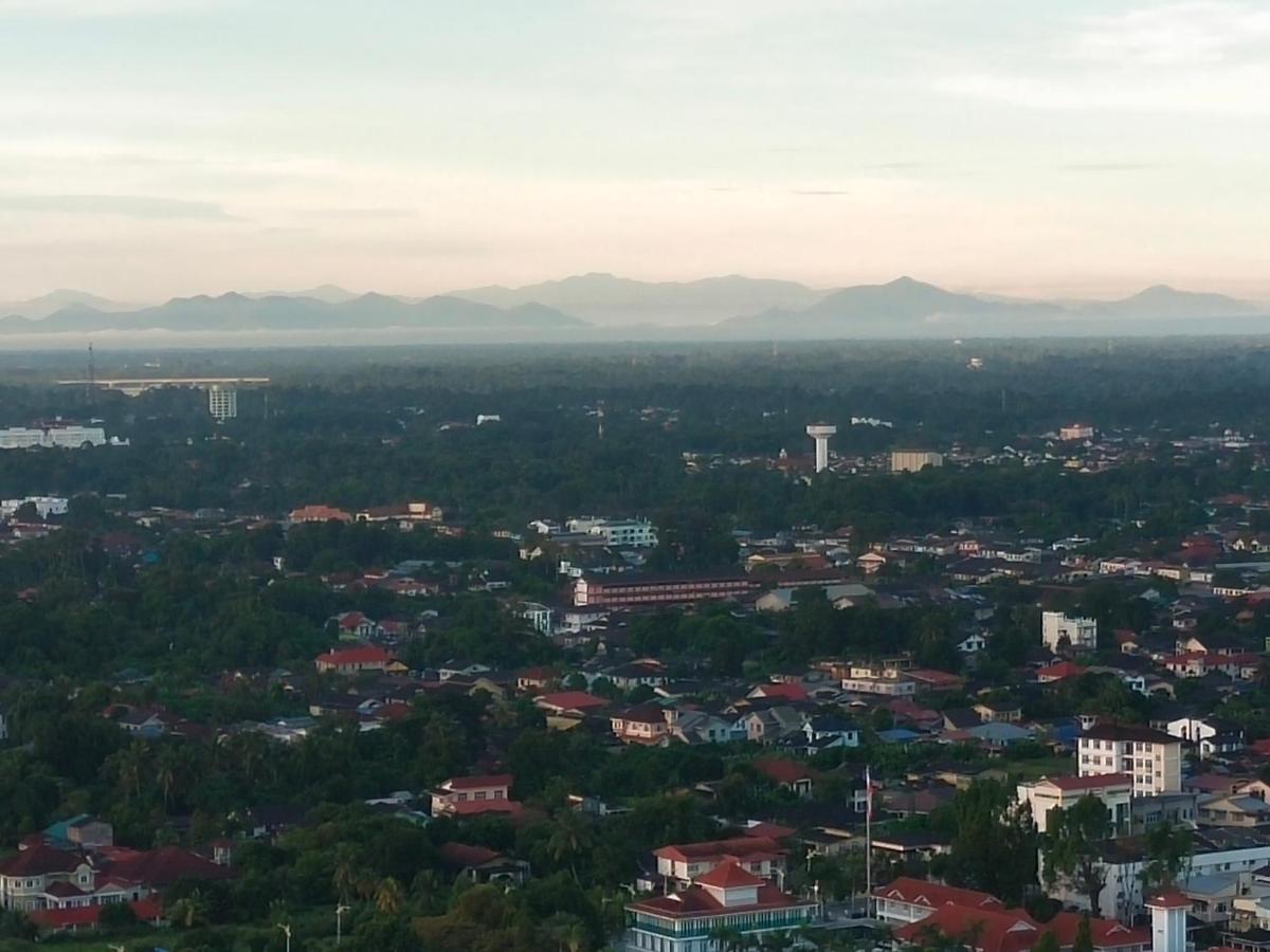 Cmk Apartmen Mutiara Tower 3 Bedroom Kota Bharu#Netflix Buitenkant foto