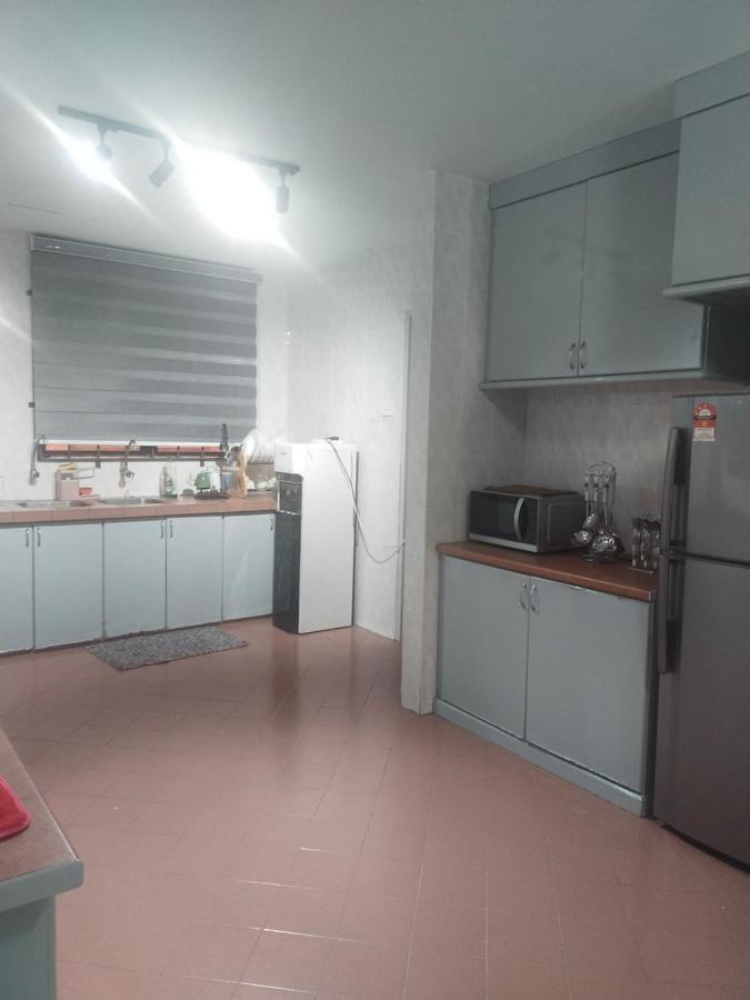 Cmk Apartmen Mutiara Tower 3 Bedroom Kota Bharu#Netflix Buitenkant foto