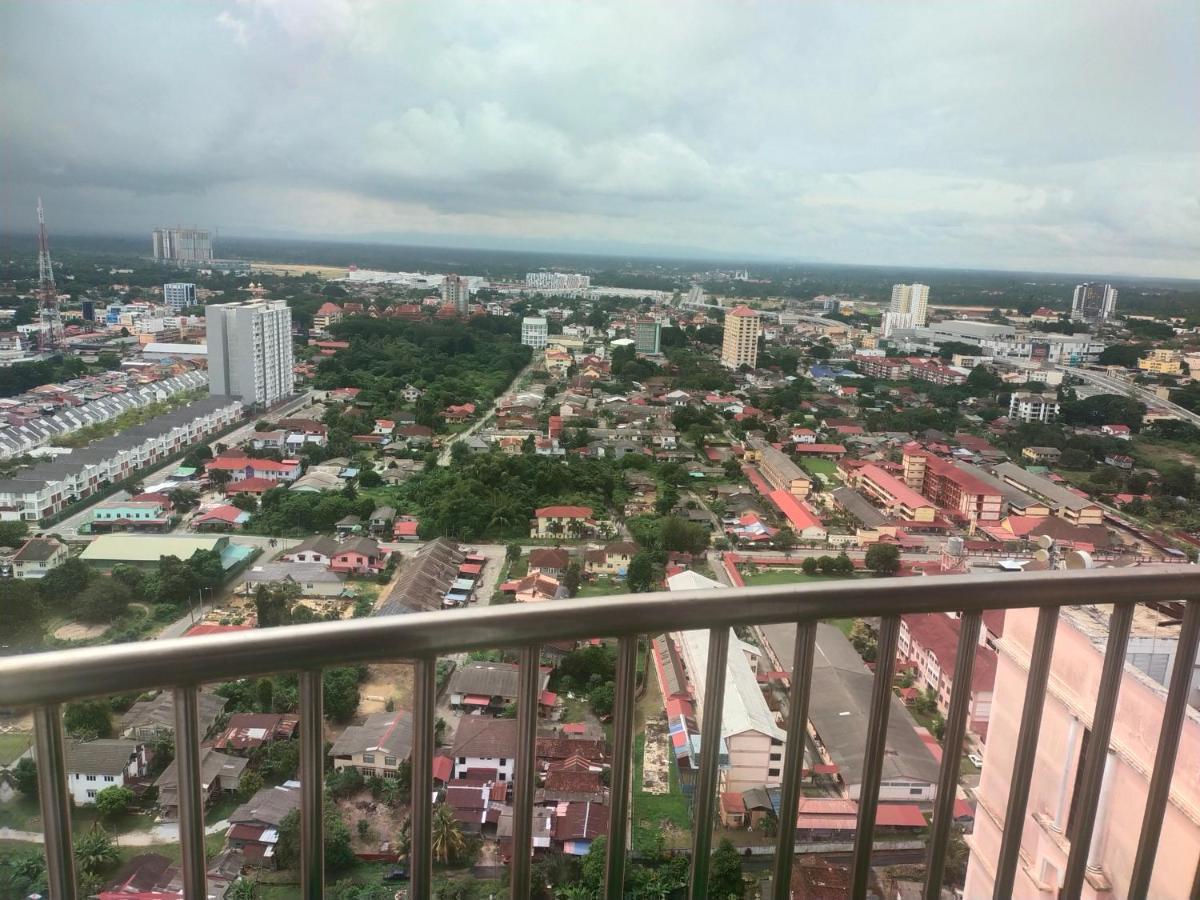 Cmk Apartmen Mutiara Tower 3 Bedroom Kota Bharu#Netflix Buitenkant foto