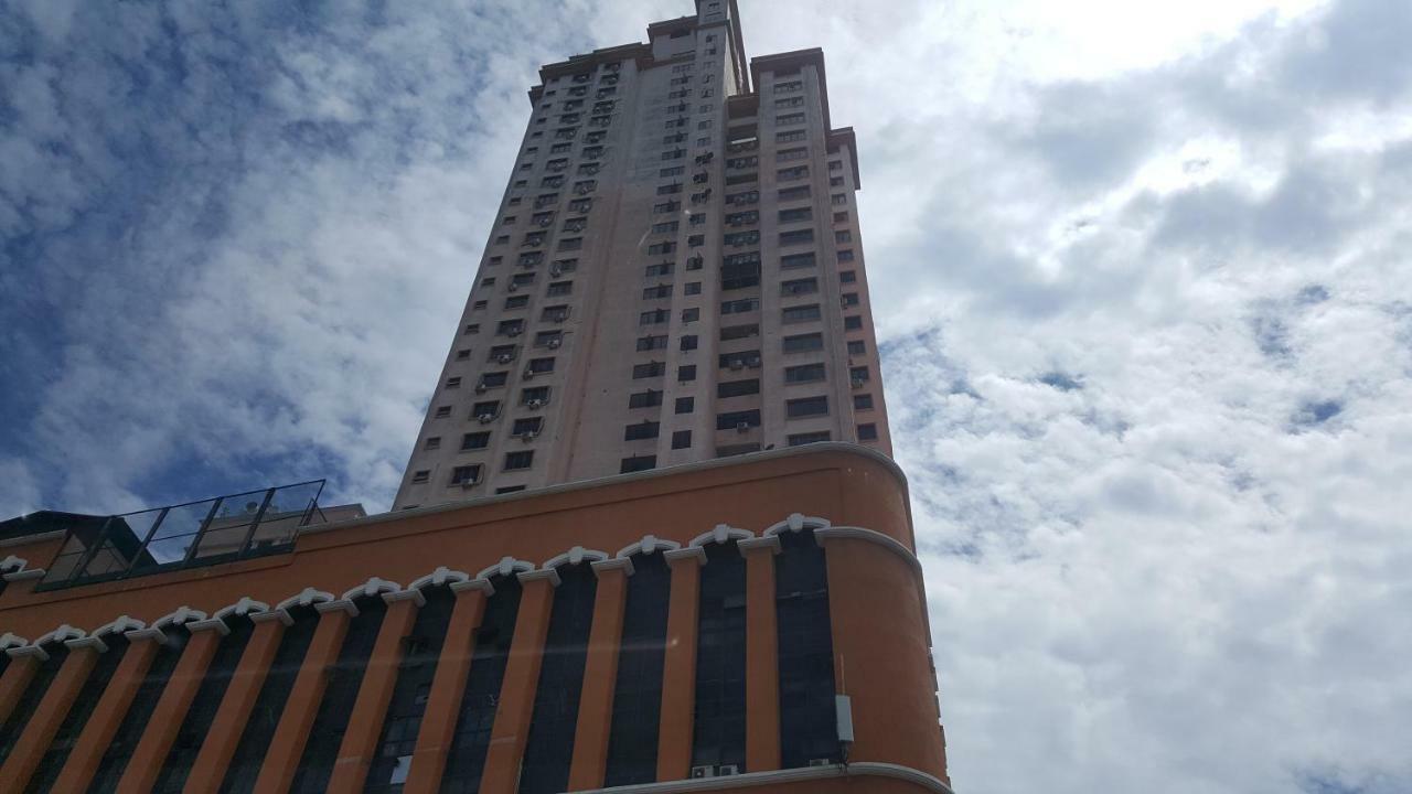 Cmk Apartmen Mutiara Tower 3 Bedroom Kota Bharu#Netflix Buitenkant foto